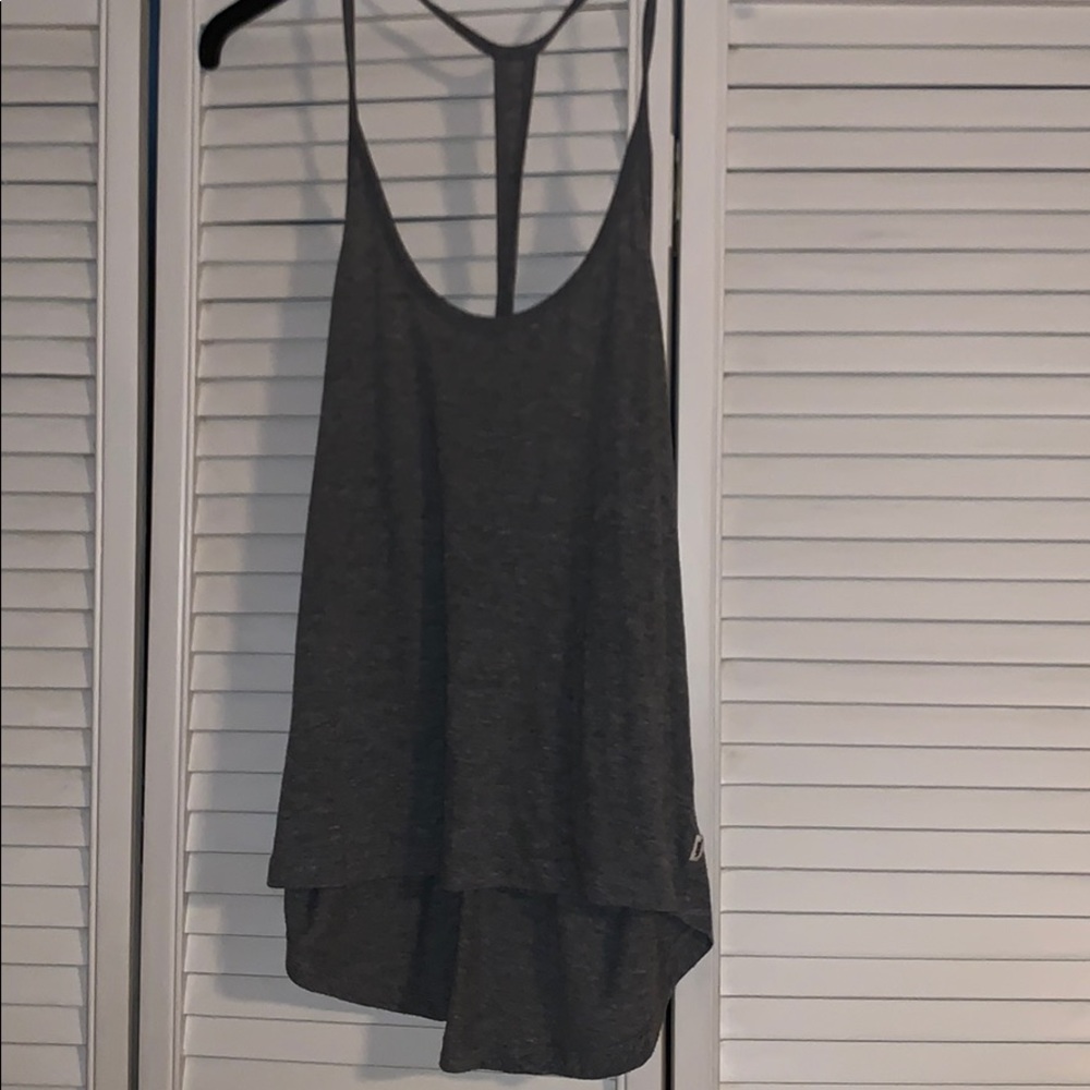 Vans tank